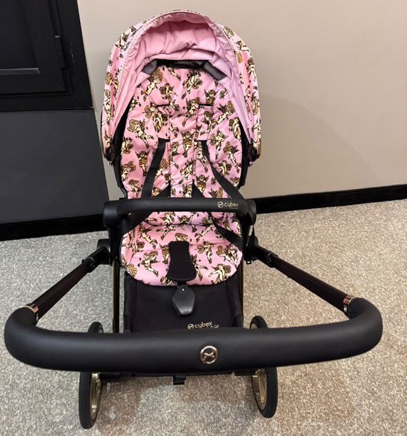 Бебешка количка Cybex Priam Jeremy Scott Cherubs Pink Trekking