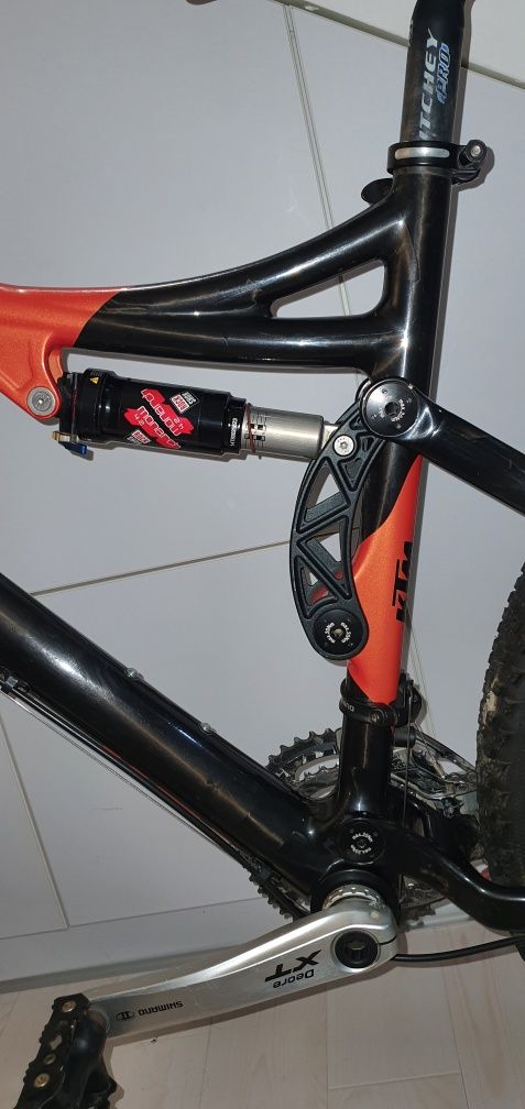 Bicicleta KTM SCORE Full Carbon, Deore XT, Reba Shocks, Monarch 4.2
