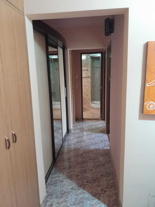 Inchiriez apartament, 3 camere, zona Paltinis, Ploiesti