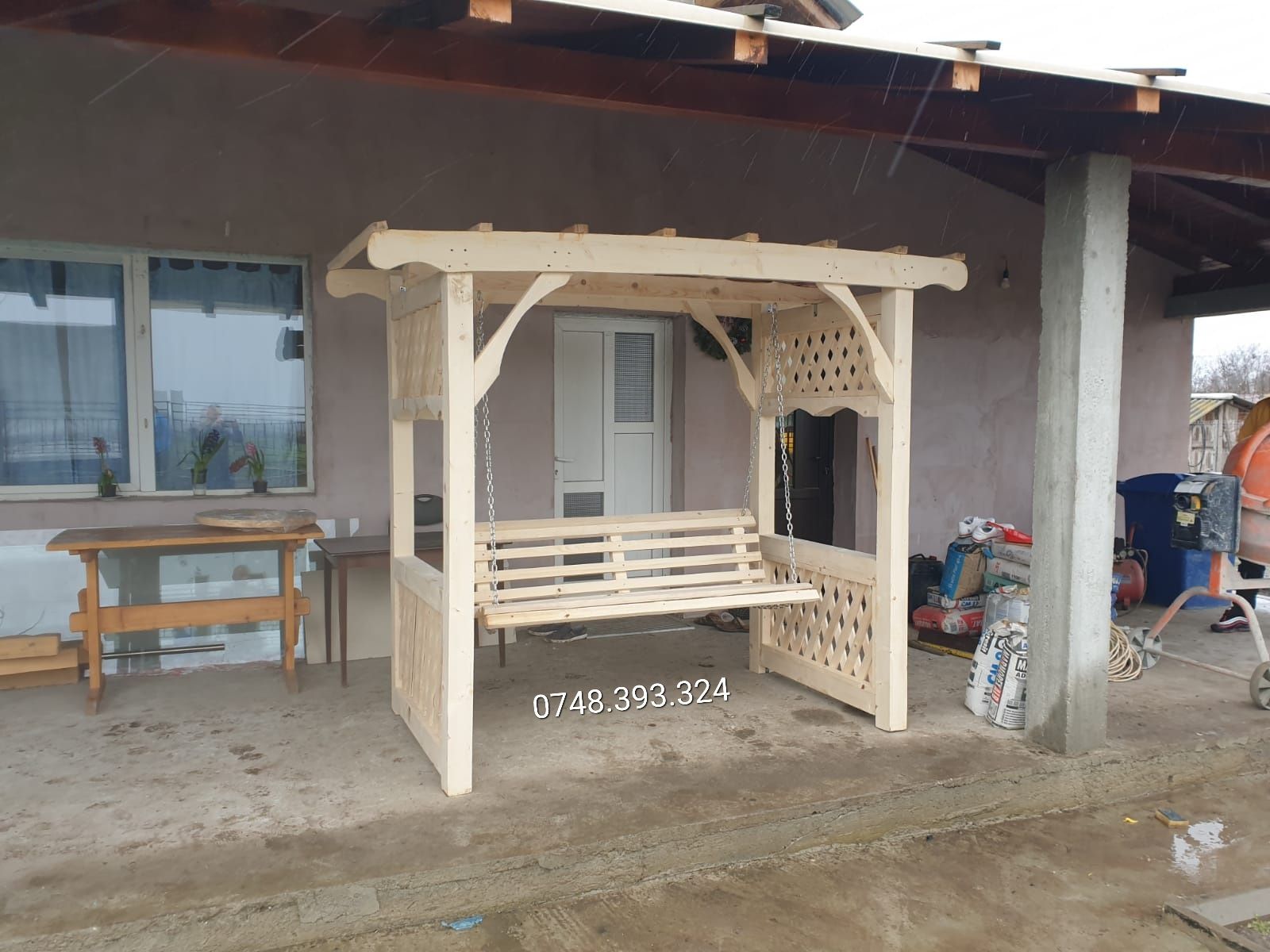 Balansoar  lemn  masiv  leagan  model pergola