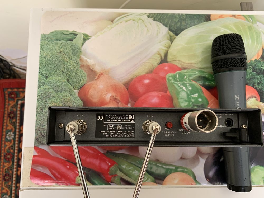 Sennheiser  микрафон