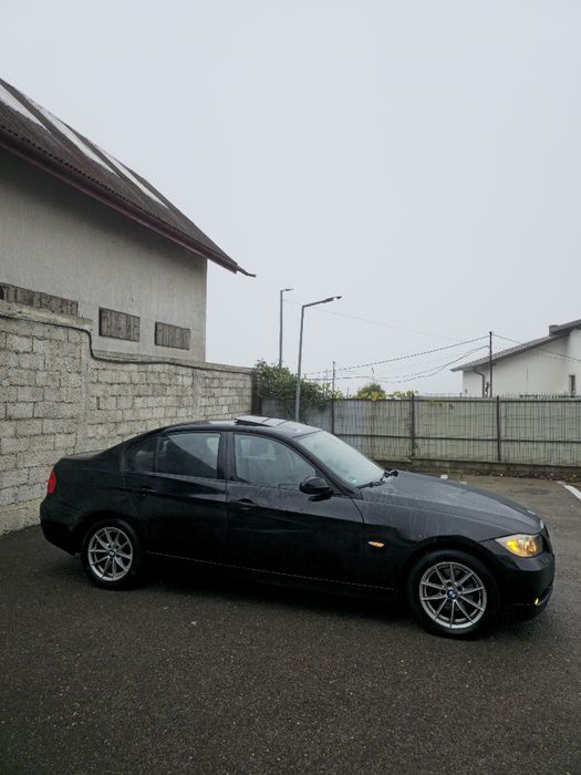 Bmw e90 Diesel 2.0 trapa , xenon
