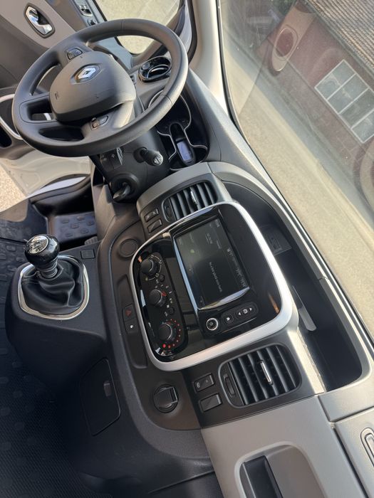 Renault trafic 2017/ 78000 km