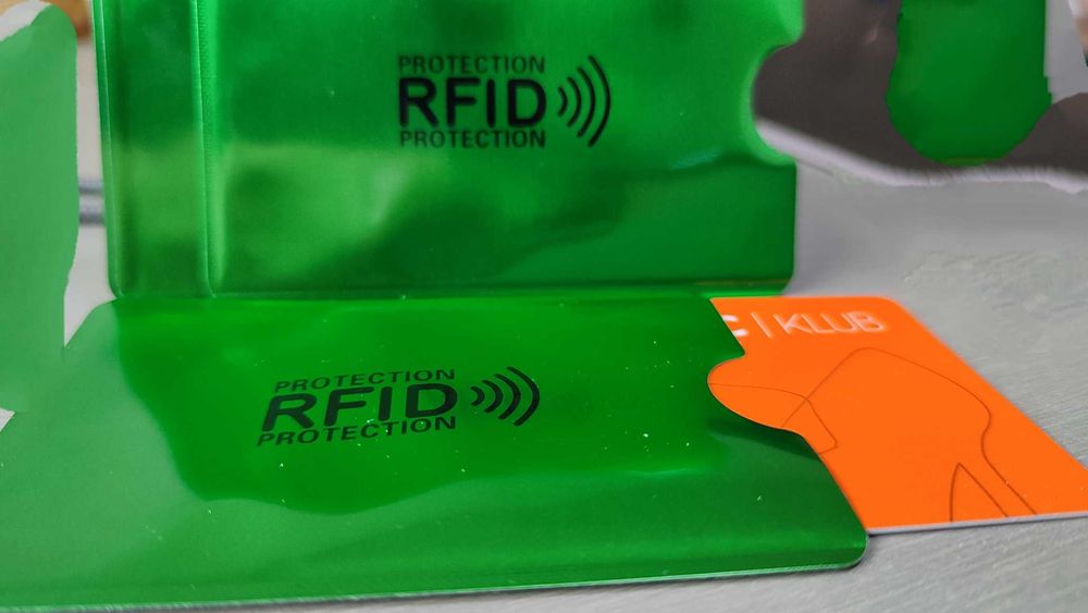 Алуминев държач за анти Rfid карта NFC блокиращ четец