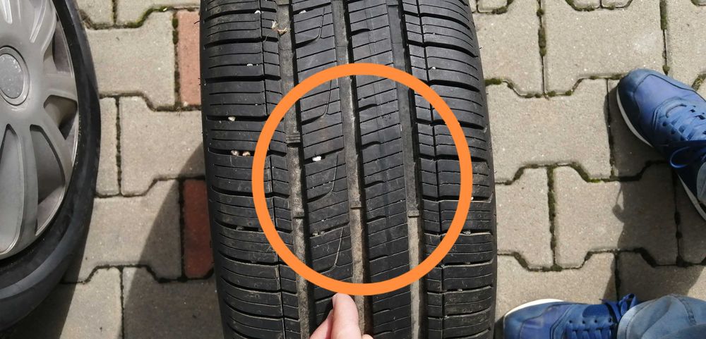 Vând anvelope all season Dunlop Sport All Season 195 50 r 15 + jante