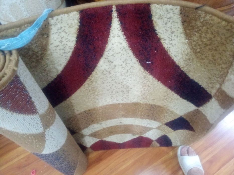 Палас в хорошем состоянии