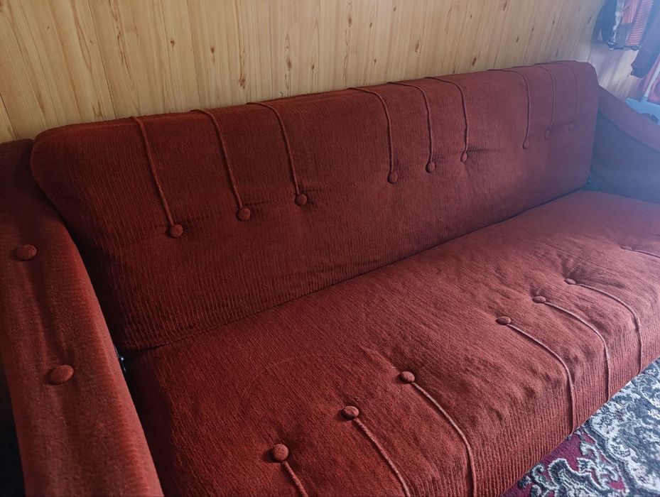 Divan katta holatdagi uslubda