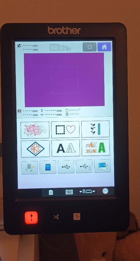 Brother PR670E Entrepreneur 6 Plus - Mașină de brodat profesională