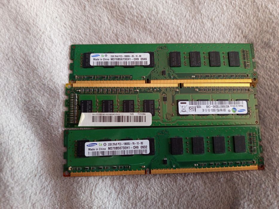 Vând kit DDR3 pentru pc