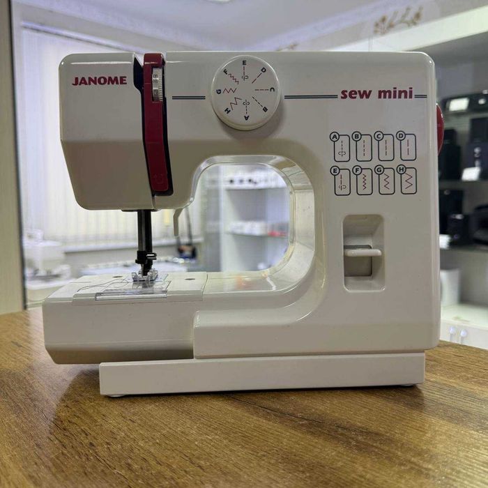 Швейная машина JANOME SEW MINI / sk142287