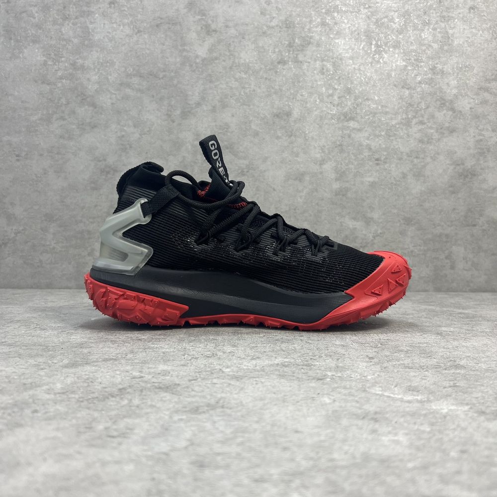 Nike ACG Mountain Black/Red - 41/42