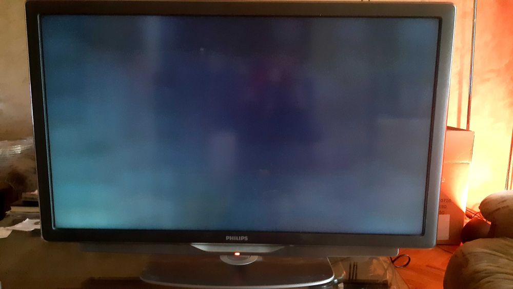 Телевизор PHILLIPS за части