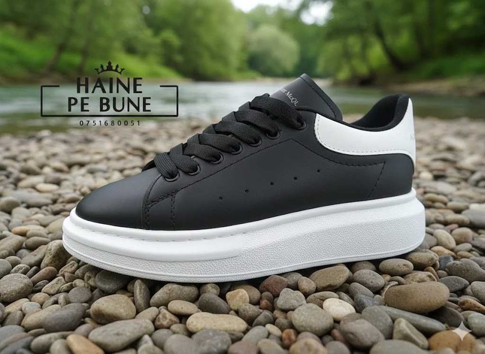 Adidasi Alexander Mc Q u e e n Negru Alb