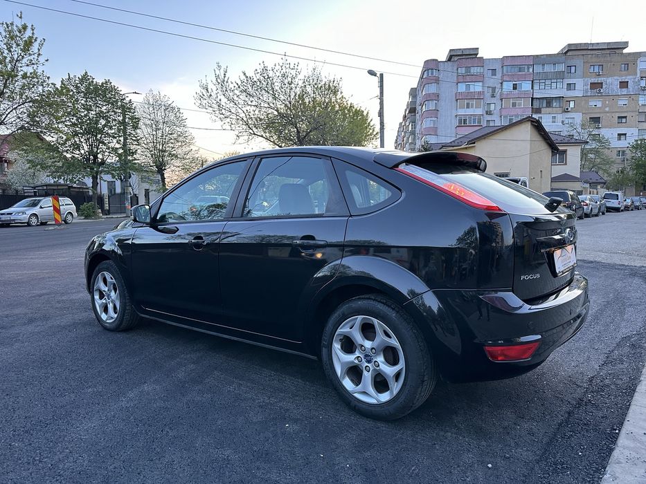 Ford Focus 2 Facelift An 2010 TITANIUM 1.8 Benzina Pornire START-STOP