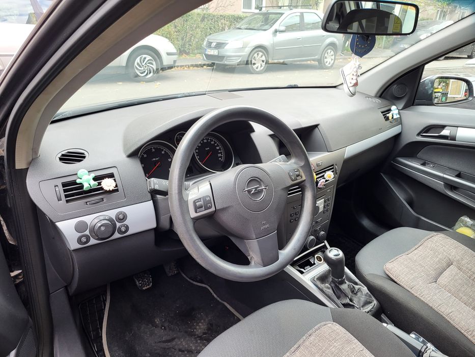 Opel astra H 2005