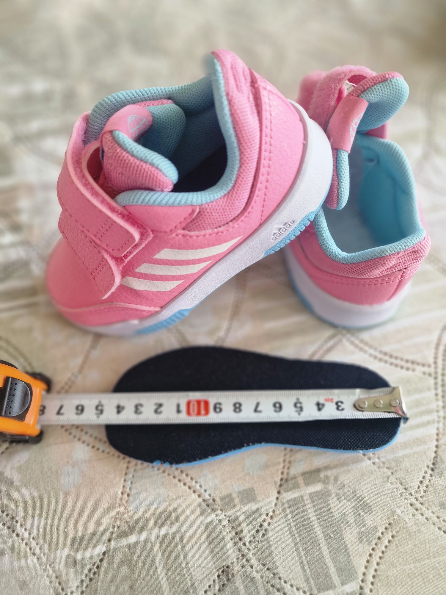 Чисто нови детски маратонки Adidas 23 номер