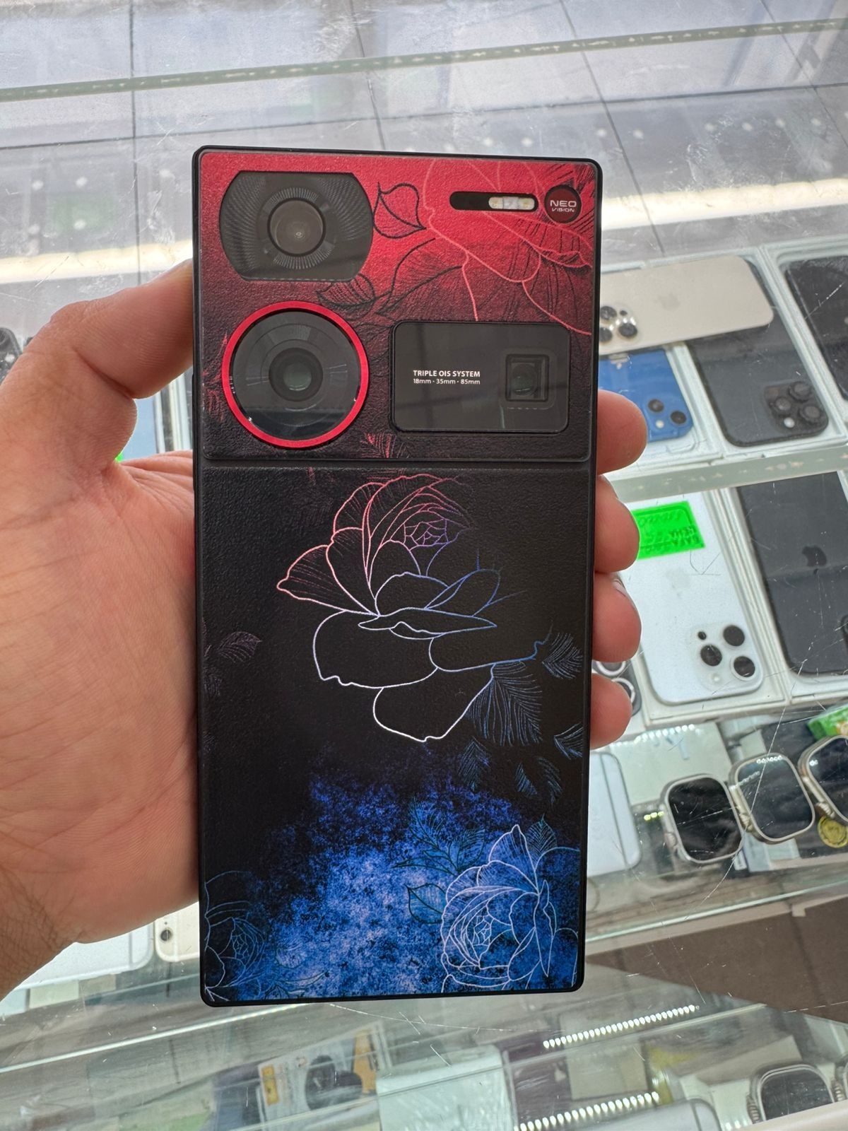 Nubua Z60. Ultra