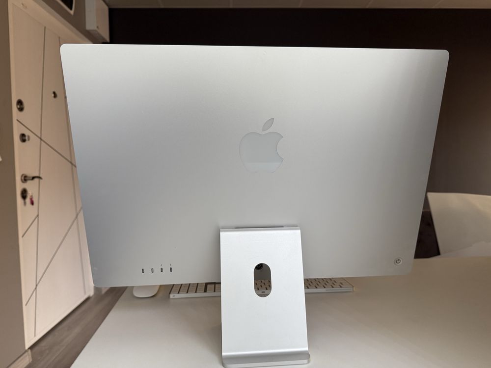 iMac 24" Apple M1