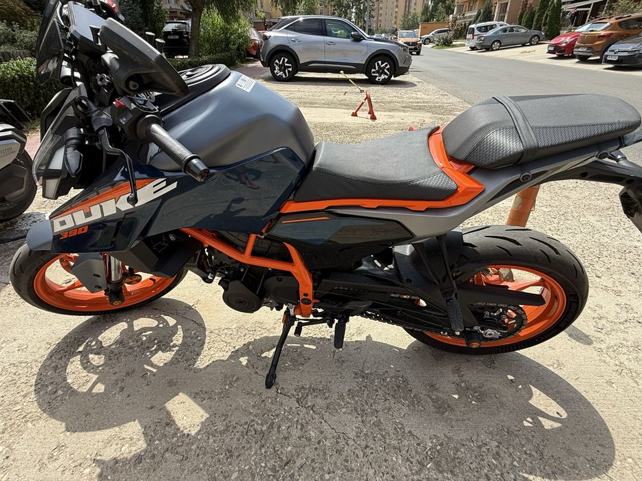 Motocicleta Duke 390 - 800km rulata 2024