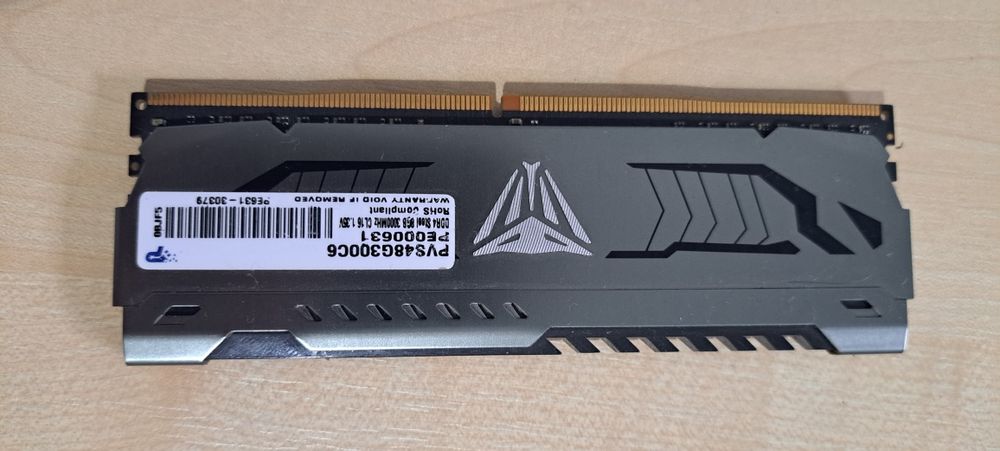 Vând RAM 8GB DDR4, placă video ASUS GTX 1050Ti