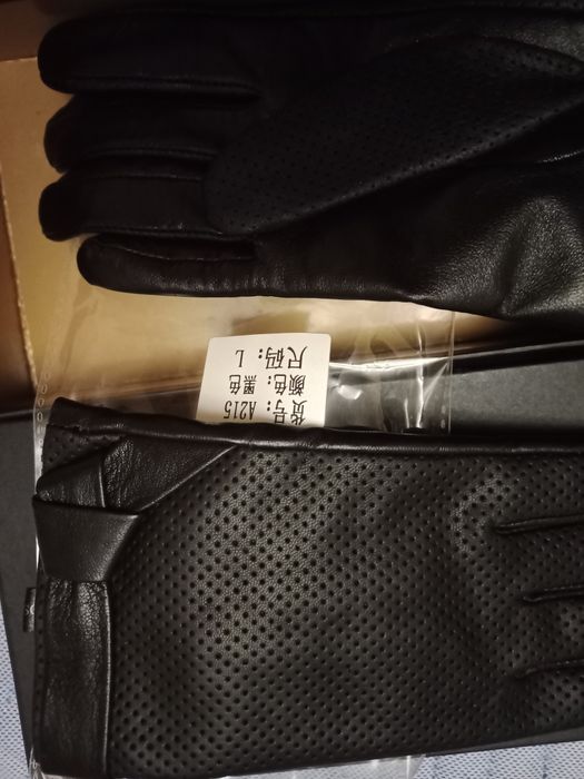 Продам новые кожаные женские перчатки