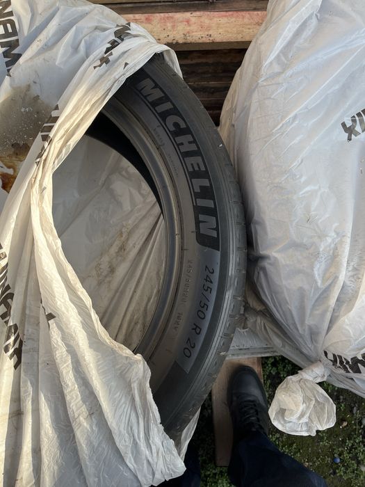 Продам резину состояние хорошее