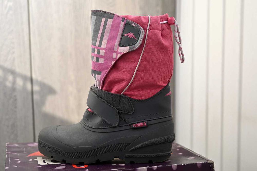 Непромокаемые теплые сапоги для девочки