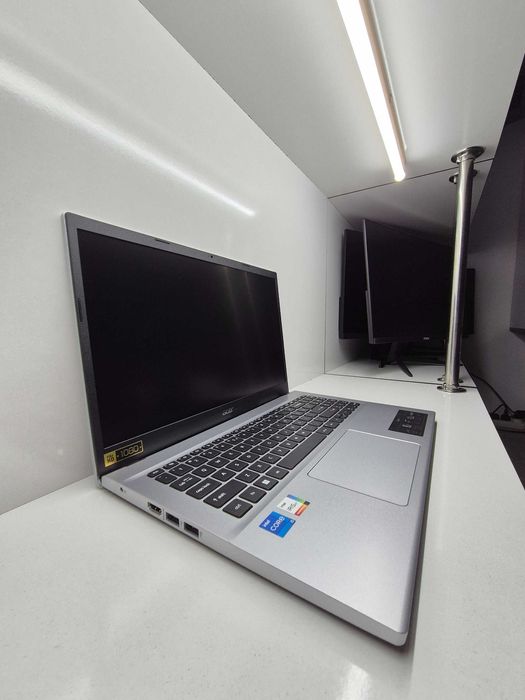 Acer Core i5-1235U 8/512GB M.2 NVMe Ekran 15.6 Yangi Karobkada