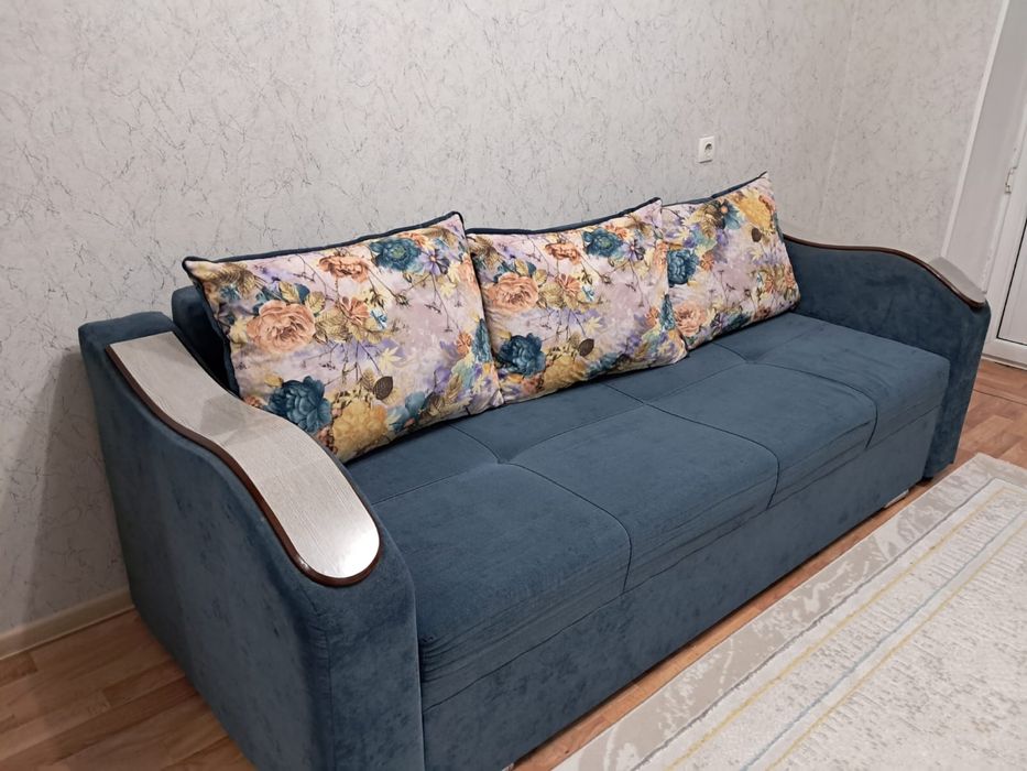 Продам диван в хорошем состоянии