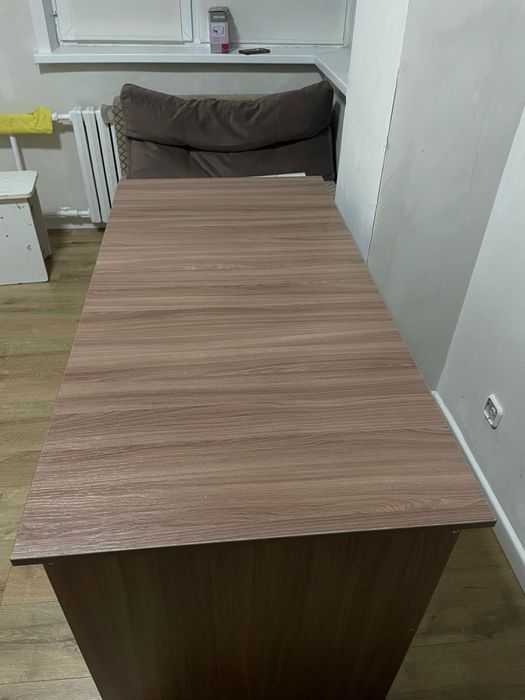 Продам офисный стол