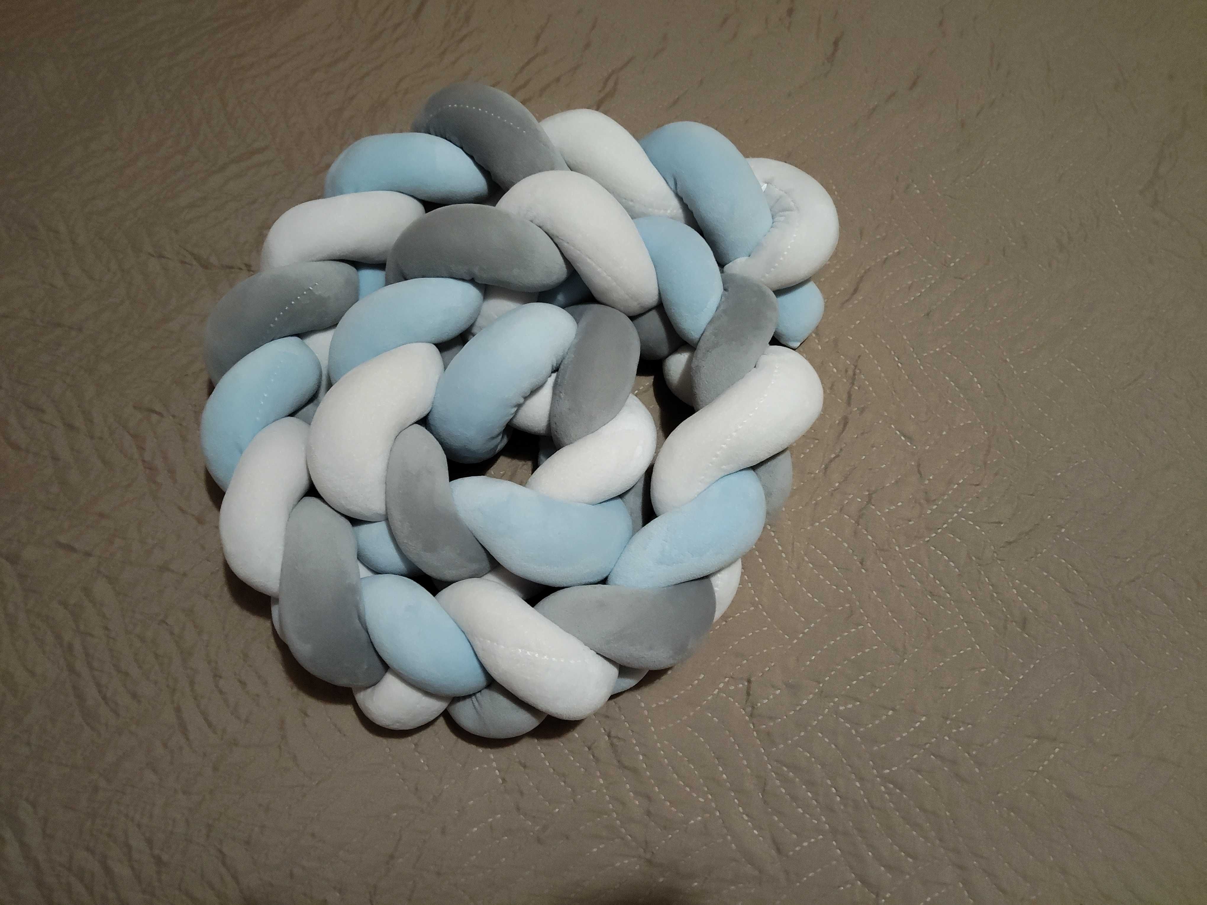Обиколник за детски креват