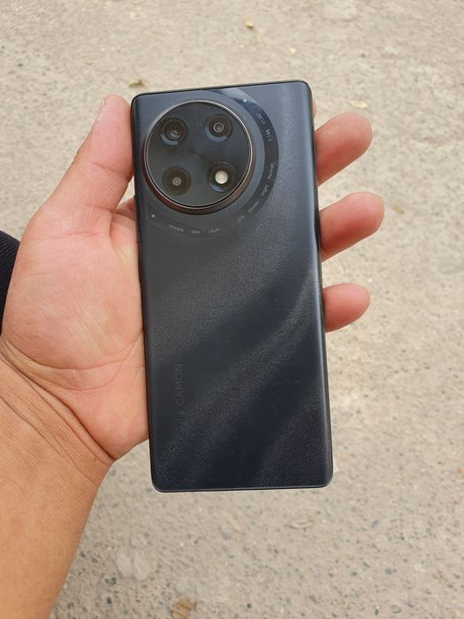 Texno Camon 30 S kafolati bilan