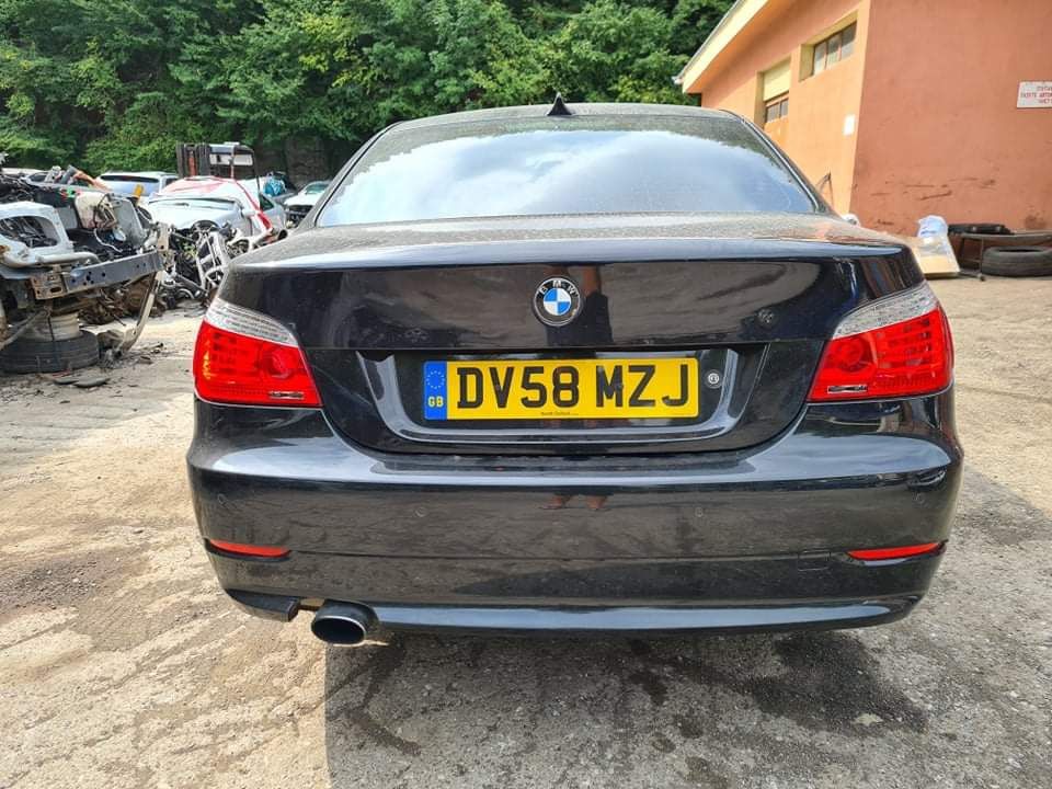 BMW E60 520D 177кс N47 Facelift Dynamic recaro ръчка НА ЧАСТИ !