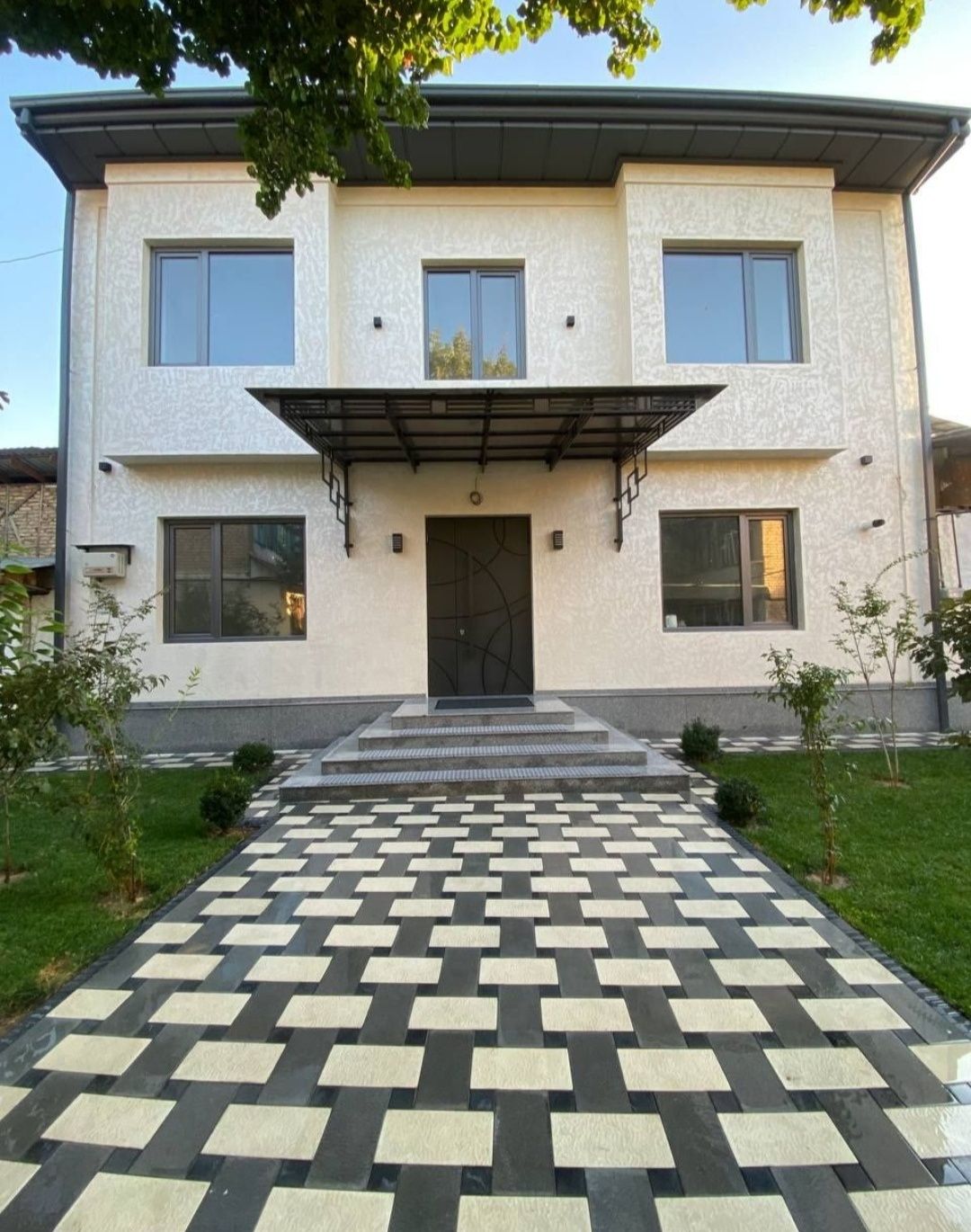 КОТТЕДЖ (TAUN HAUS) 1.3 сотки
 Мирзо Улугбекский 
 IT парк. Военный го