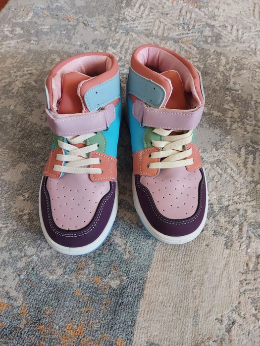 Детская обувь новая