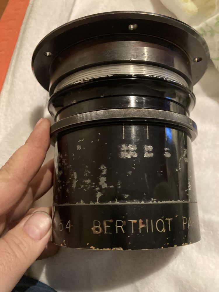 Obiectiv foto vechi vitange cu filet berthiot foarte rar chiar unicat