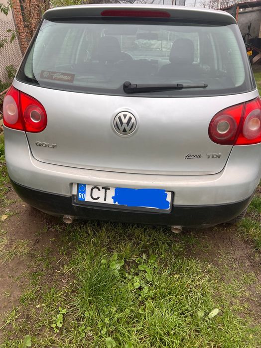 Volkswagen golf V
