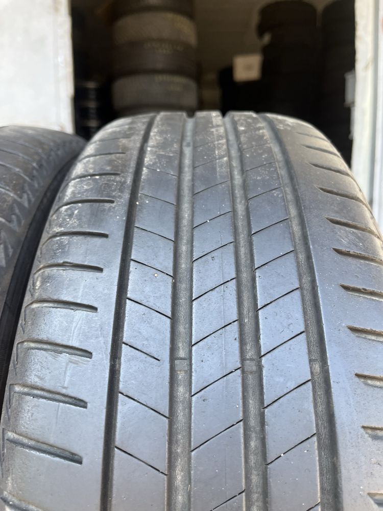 2 бр. летни гуми 195/55/16 Bridgestone DOT 0217 5 mm