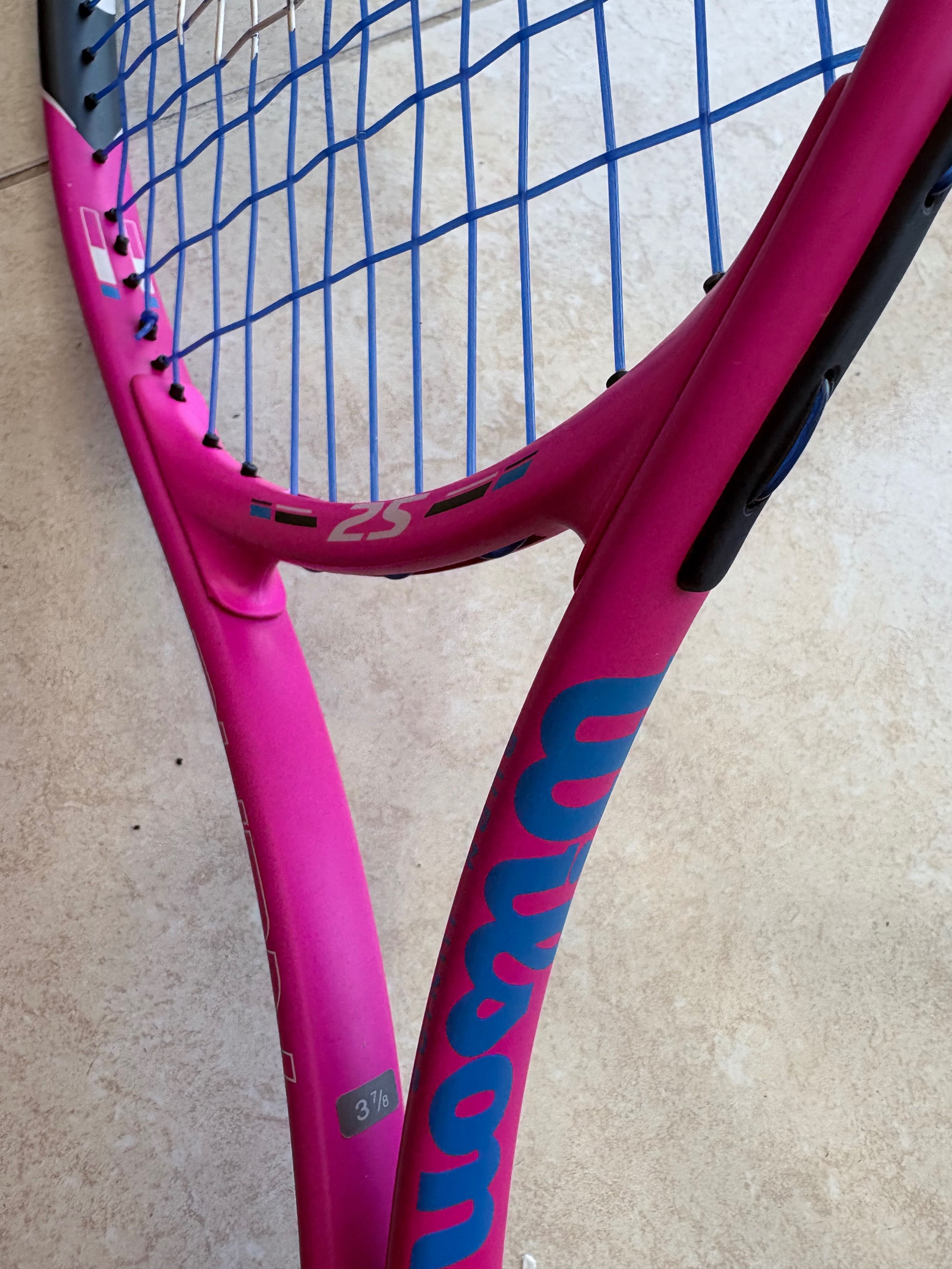Детска тенис ракета Wilson Burn Pink 25