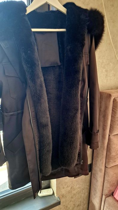 Дамска парка Avin