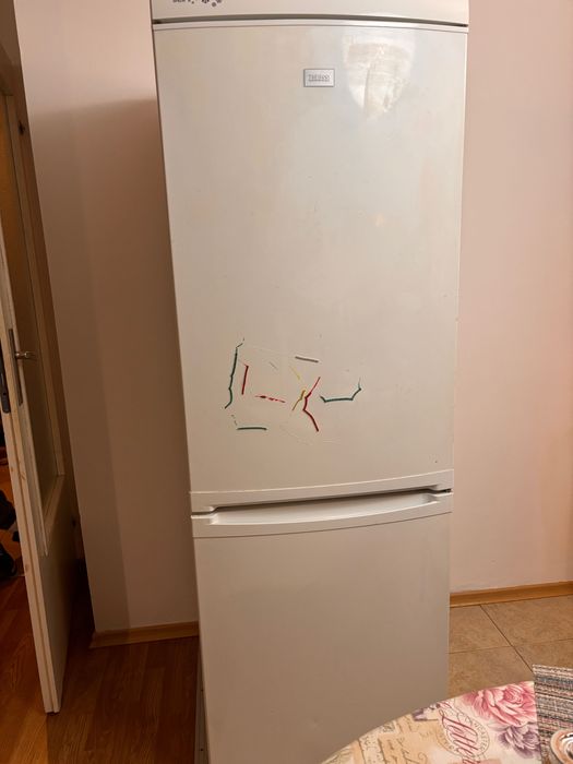 Хладилник Zanussi