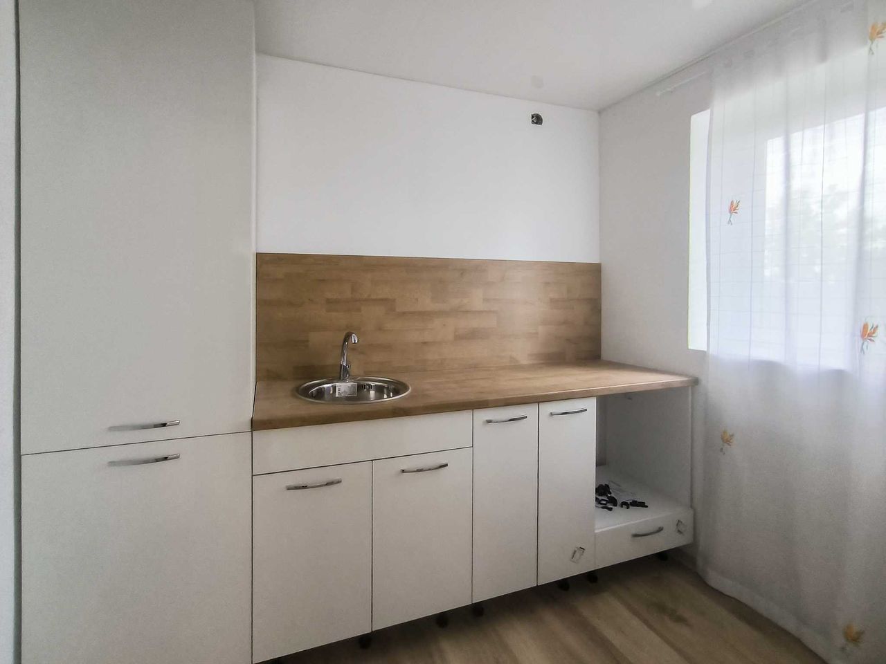 Продава се Къща в Стара Загора, Аязмото - 100 кв.м за 750 €/кв.м - Снимка #8
