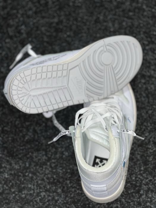 Air Jordan 1 OW albi