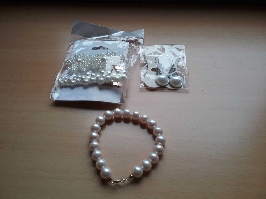 Vând Set Mireasă  Noi