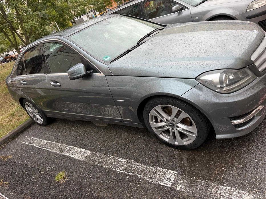 Mercedes-Benz C250 4matic