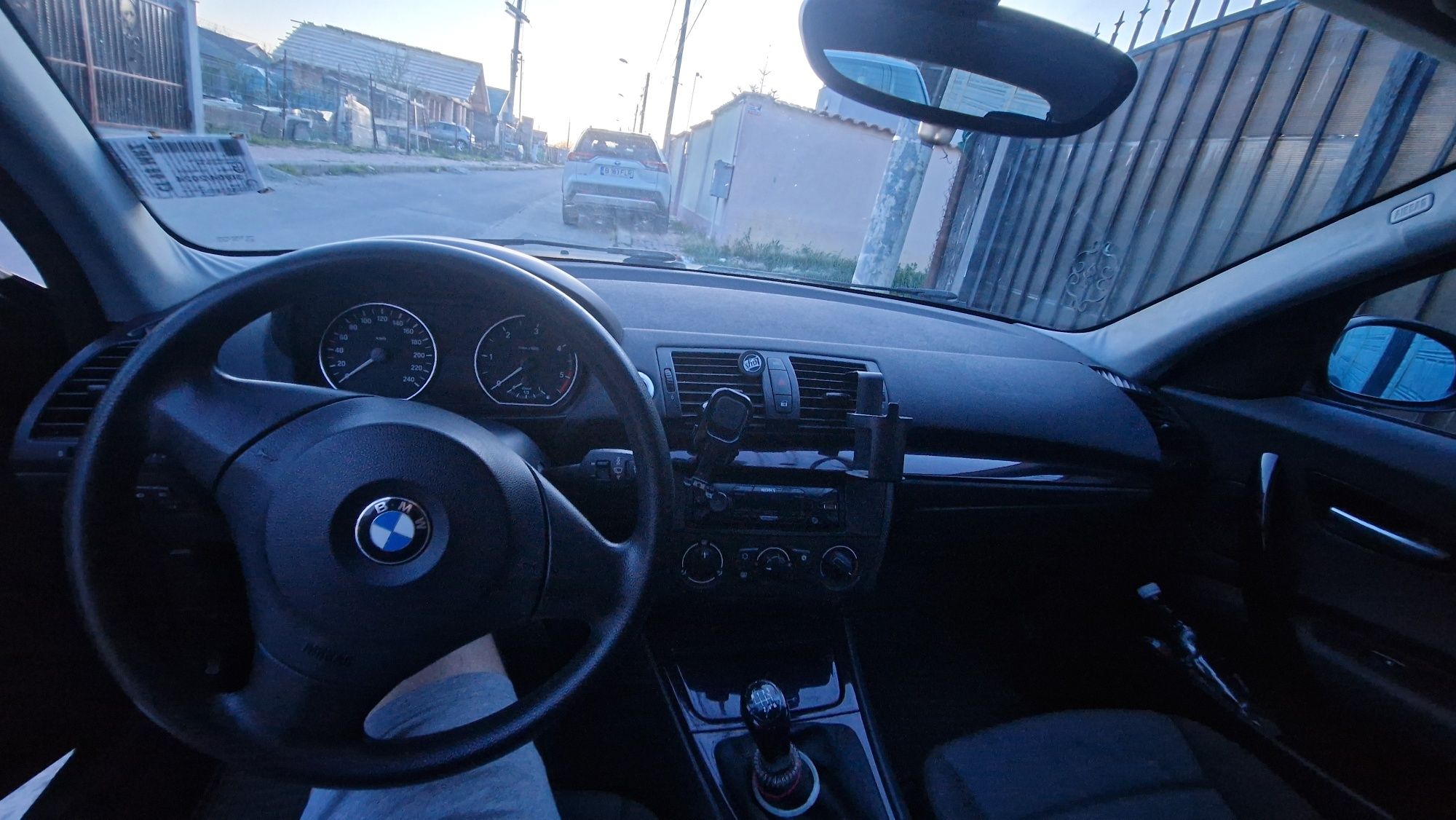 Vand bmw seria unu, 2006, m47 120 cai