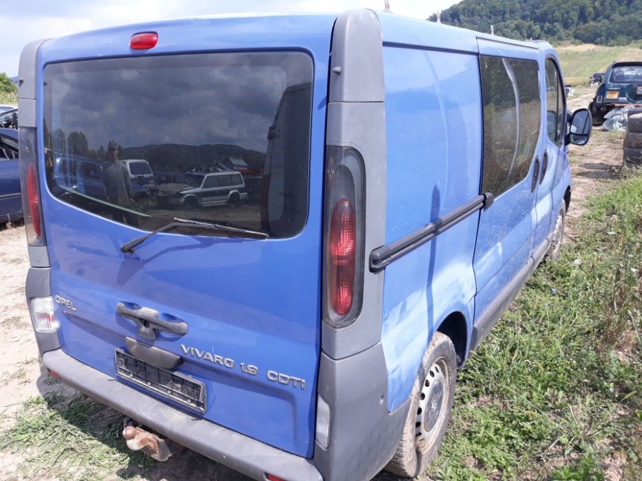 Dezmembrari Dezmembrez piese opel vivaro 2006 1,9 diesel euro 3