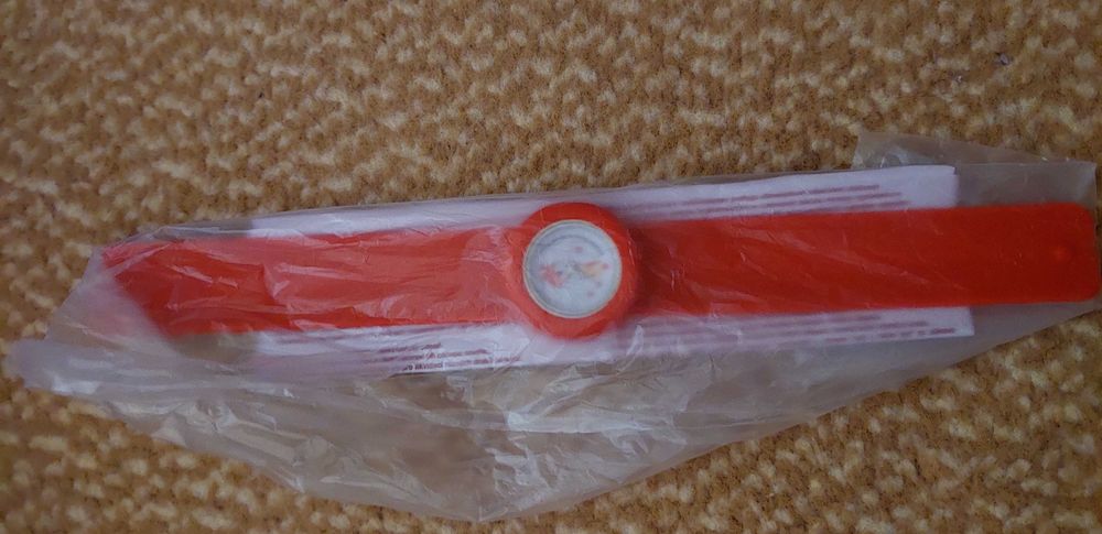 Нов Детски силиконов  часовник Kinder