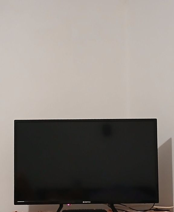 Vând Urgent Azi Televizor Led Vortex HD NOU