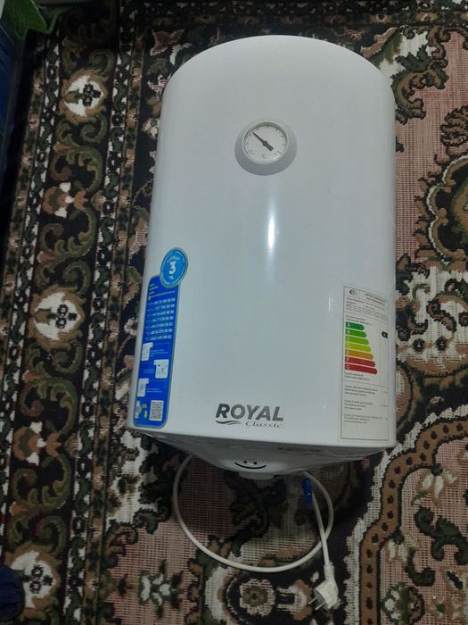 Ariston sotiladi 30 L